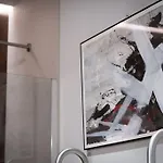 Luxury Marina Loft Apartment *